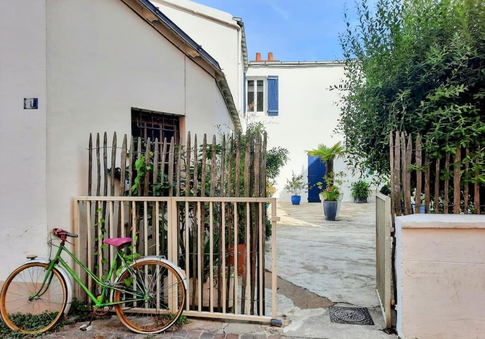 Le Studio D'En O, Au Coeur De La Haute Ville De Pornic. المظهر الخارجي الصورة